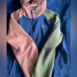 Vintage Nike large sweatsuit. Multicolor